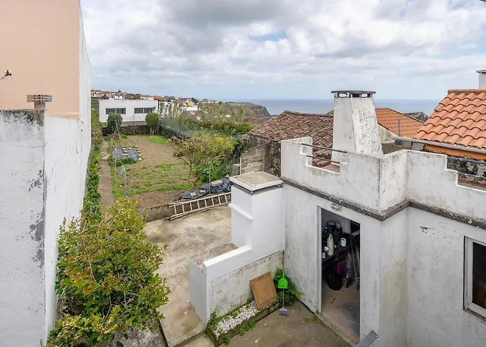 Casa Dona Isaura 蓬塔德尔加达